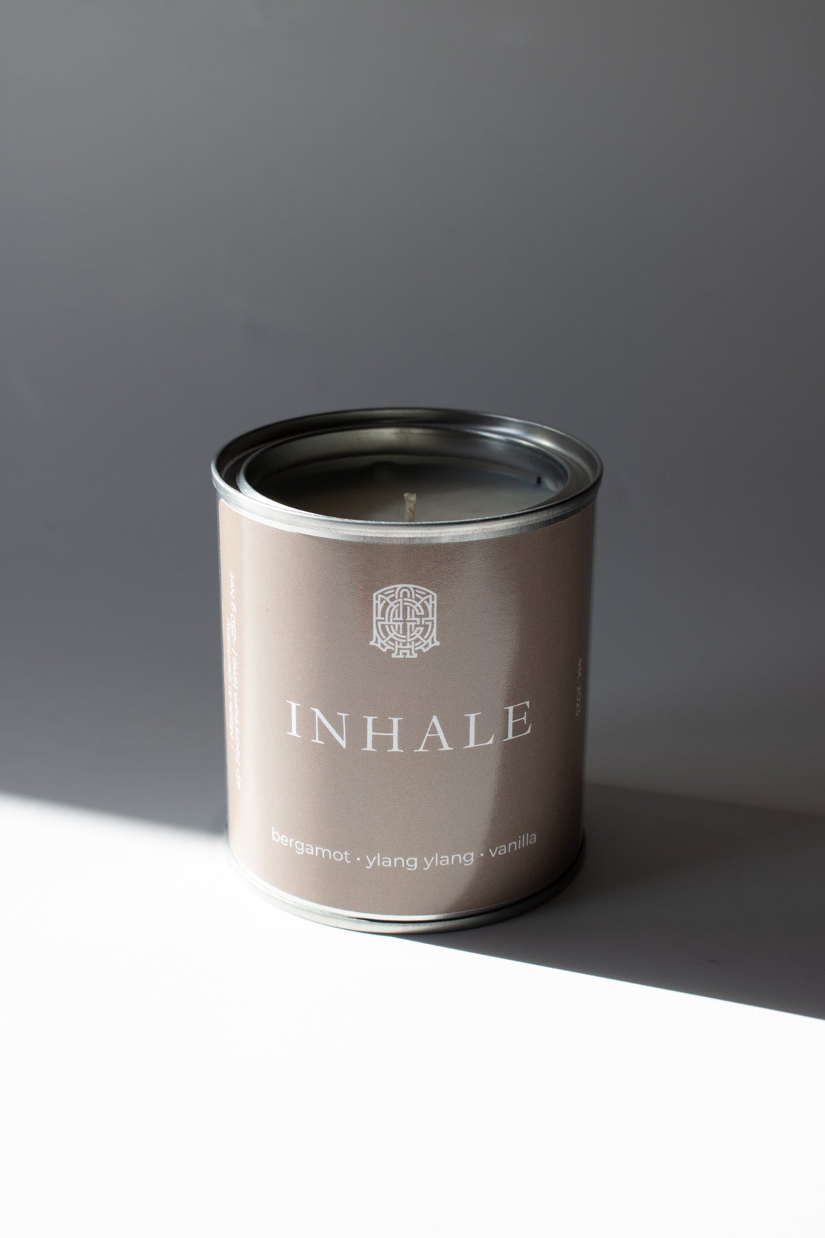 duftkerze groß lange brenndauer mit bergamotte ylang ylang und Vanille erfrischend und belebend