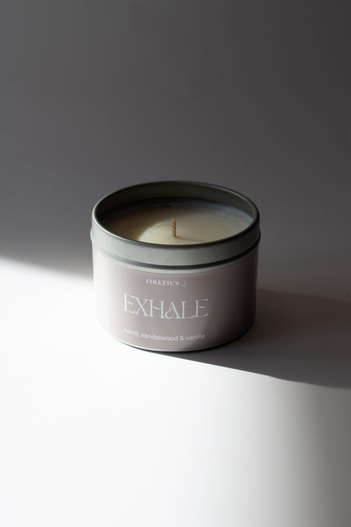 soja_duftkerze_exhale_wellness_collection_neroli_sandelholz_orangenbl_te_in_aluminium_Beh_lter_Baumwolldocht